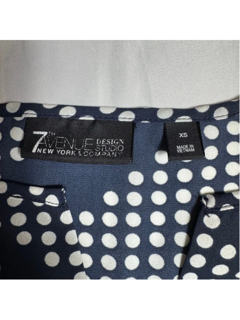 Women's 7th Avenue Design Studio Navy & White Polka Dot Blouse XS